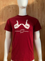 ADIDAS "WISCONSIN FOOTBALL" Adult M Medium MD Red 2011 T-Shirt Tee Shirt