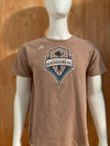 ADIDAS " SEATTLE SOUNDERS FC" MLS SOCCER Graphic Print The Go To Tee Adult T-Shirt Tee Shirt L Large Lrg Light Brown 2014 Shirt