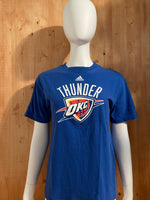 ADIDAS "OKC THUNDER" Graphic Print The Go To Tee Kids Youth Unisex T-Shirt Tee Shirt L Large Lrg Blue Shirt