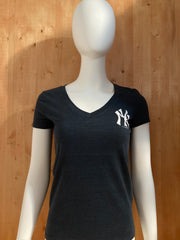 MLB "NEW YORK YANKEES GREAT CATCH" Graphic Print Adult S Small SM Blue 2012 T-Shirt Tee Shirt