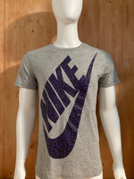 NIKE "SWOOSH" Graphic Print Adult L Large Lrg Gray T-Shirt Tee Shirt