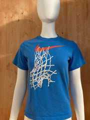 NIKE "BASKETBALL" Graphic Print Kids Youth M Medium MD Blue Unisex T-Shirt Tee Shirt