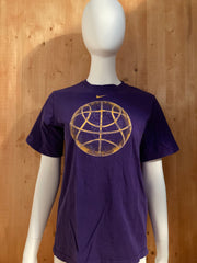 NIKE "BASKETBALL" Graphic Print Youth Unisex XL Extra Large Xtra Large Purple T-Shirt Tee Shirt