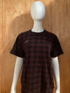 NIKE SPORTSWEAR Graphic Print Youth Unisex XL Extra Large Xtra Large Purple & Black T-Shirt Tee Shirt
