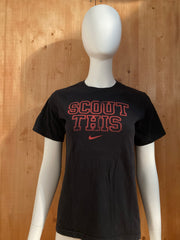 NIKE "SCOUT THIS" Graphic Print Kids Youth Unisex L Large Lrg Black T-Shirt Tee Shirt