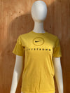 NIKE "LIVE STRONG" Graphic Print Kids Youth M Medium MD Yellow Unisex T-Shirt Tee Shirt