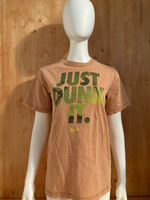 NIKE "JUST DUNK IT" Graphic Print Youth Unisex T-Shirt Tee Shirt XL Extra Xtra Large Shirt