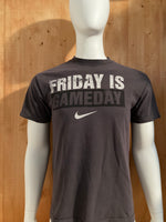 NIKE "FRIDAY IS GAMEDAY" LOOSE FIT Graphic Print Adult T-Shirt Tee Shirt M MD Medium Dark Gray Shirt