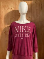 NIKE "SINCE 1972" Graphic Print The Athletic Dept Adult T-Shirt Tee Shirt XL Extra Xtra Large Dark Pink Long Sleeve Sweater