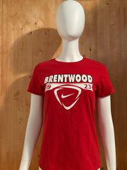 NIKE "BRENTWOOD 1923" JUST DO IT ATHLETIC CUT Graphic Print The Nike Tee Adult T-Shirt Tee Shirt M Medium MD Red Shirt