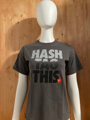 NIKE "HASHTAG THIS" Graphic Print Kids Youth Unisex T-Shirt Tee Shirt L Lrg Large Dark Gray Shirt