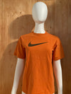 NIKE "SWOOSH" Graphic Print Kids Youth Unisex T-Shirt Tee Shirt L Lrg Large Orange Shirt