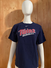 NIKE "TWINS BASEBALL" MINNESOTA TWINS MLB BASEBALL Graphic Print Kids Youth Unisex T-Shirt Tee Shirt L Lrg Large Dark Blue Shirt