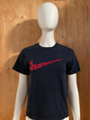 NIKE "JUST DO IT" Graphic Print Kids Youth Unisex T-Shirt Tee Shirt M Medium MD Dark Blue Shirt