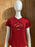 NIKE "ST LOUIS CARDINALS" 2006 WORLD SERIES Graphic Print Girls T-Shirt Tee Shirt M MD Medium Red V Neck Shirt