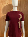 TOMMY HILFIGER EMBROIDERED LOGO Kids Youth Unisex T-Shirt Tee Shirt XL Xtra Extra Large 2011 Maroon Shirt